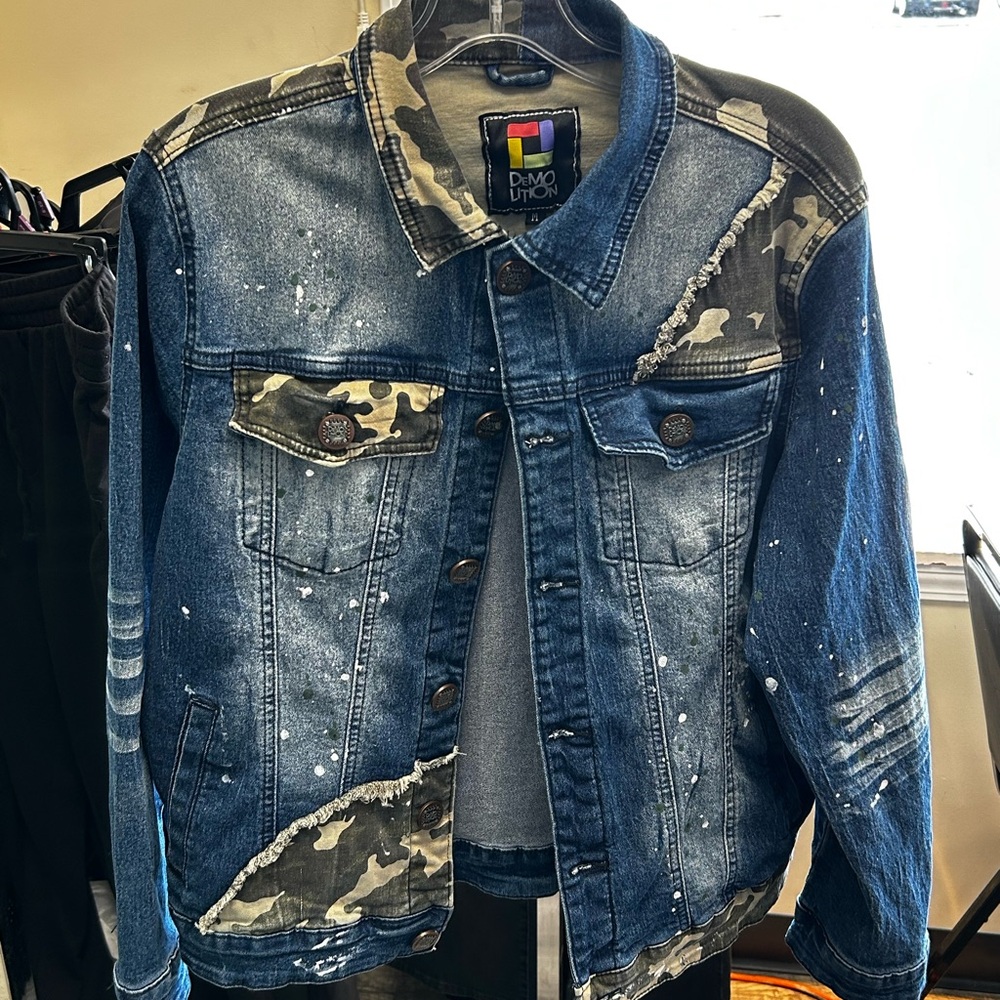DEMOLITION CAMO PATCH DENIM JACKET 🧥 CAMOUFLAGE ACCENTS